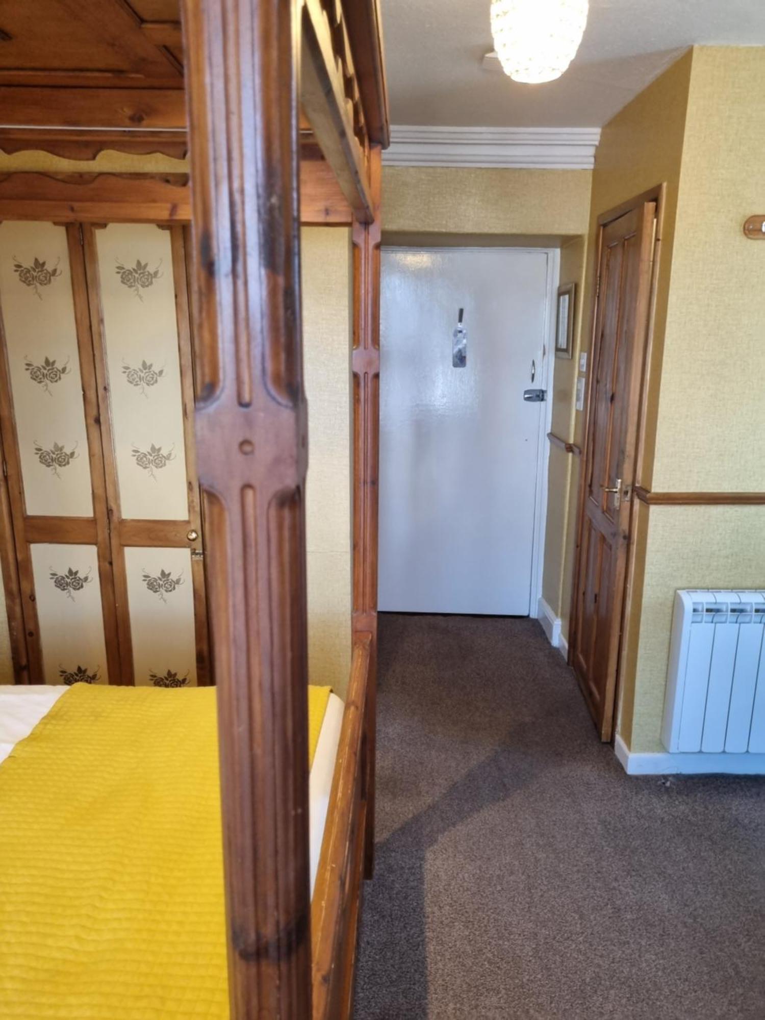 Virginia Cottage Guest House Боунес-он-Уиндермер Экстерьер фото