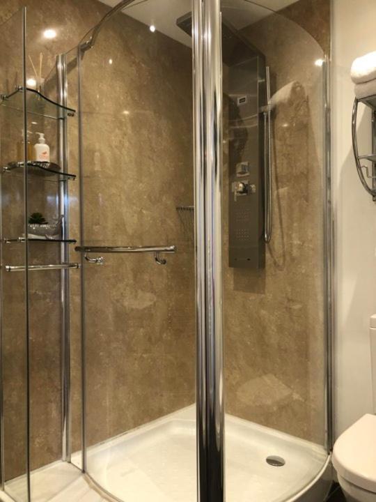 Virginia Cottage Guest House Боунес-он-Уиндермер Экстерьер фото